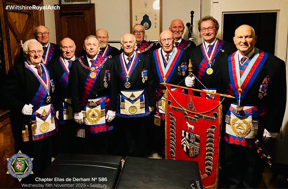 #WiltshireRoyalArch The DepMEGS, EComp Simon Ellingham, accompanied by Second Provincial Grand Principal, EComp Mark Lovell and Officers of Supreme and Provincial Grand Chapter attending Chapter Elias de Derham Nº 586, meeting in Salisbury last night. <a href="/PGCWiltshire/">PGChapter Wiltshire</a> <a href="/wiltspgl/">Wiltshire Freemasons</a>