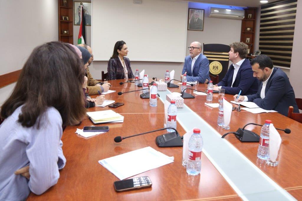 #Dr_Ola_Awad, President of the #pcbspalestine , met today with UNICEF’s representative, Mr. Jonathan Veitch to discuss mutual cooperation to best serve children in Palestine