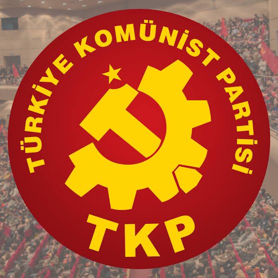 solcugazete60's tweet image. Türkiye Komünist Partisi&apos;nden, planan İmralı ziyaretine sert tepki:

&quot;Barış ve kardeşliğin yolu sizin aşındırdığınız kapılardan geçmiyor…

Nereye giderseniz gidin. Bu memleketin başına sardığınız belalarla birlikte gidin ve bir daha dönmeyin!&quot;