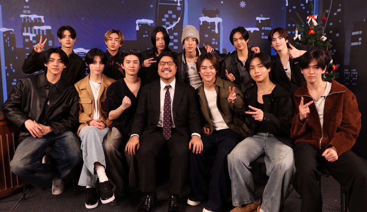 katanyu_tonight's tweet image. จบแล้วว วันนี้เป็นยังไงกันบ้างงสนุกมั้ยย รีวิวให้ชื่นใจหน่อยครับ 🚌🧡💙
#KatanyuTonightxBUS #KatanyuTonight #กตัญญูทูไนท์ #BUSbecauseofyouishine