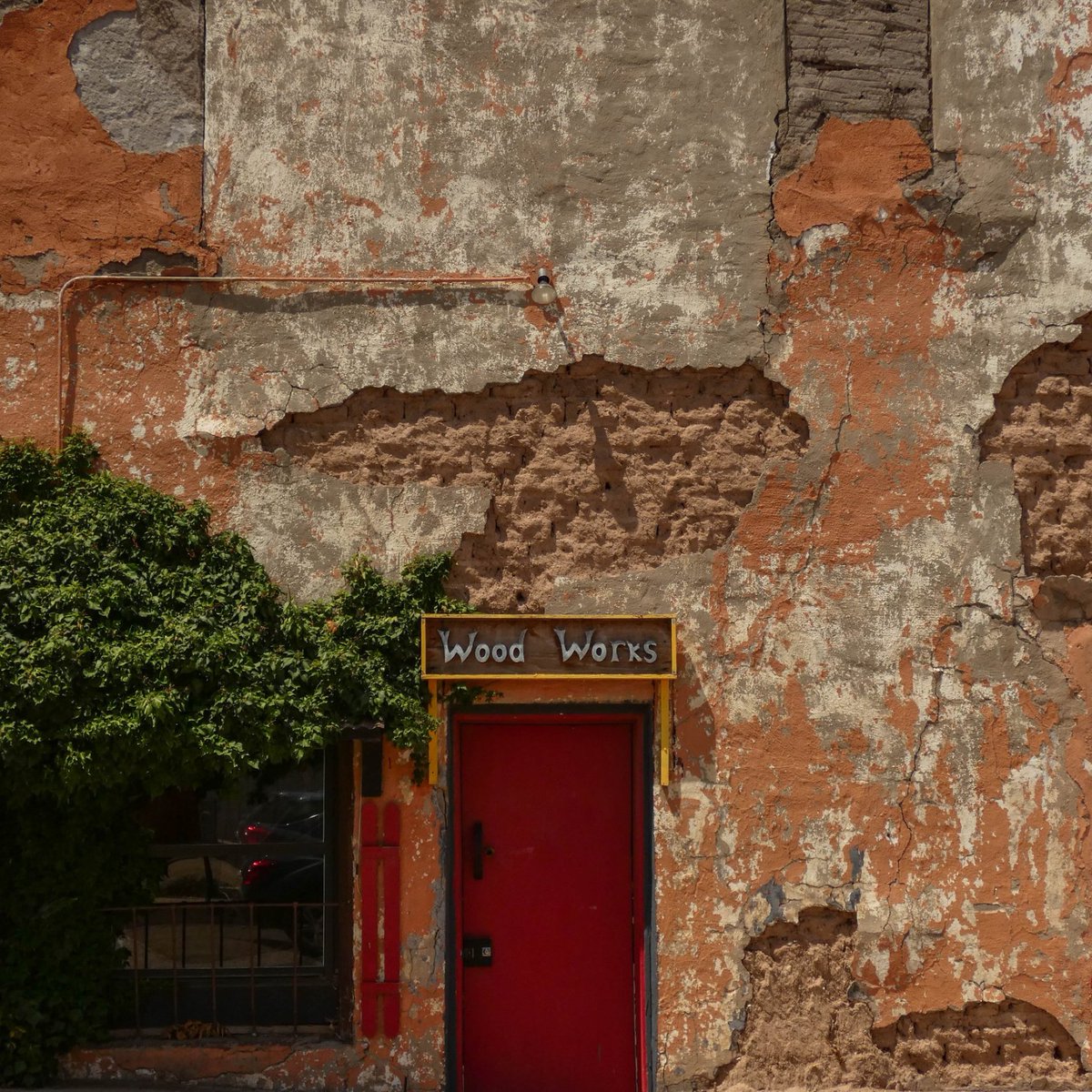 505Nomad's tweet image. Carrizozo is a railroad town in the Tularosa Basin. Founded in 1899, it became a key stop for Lincoln County, which fueled its growth in the early 1900s. &quot;Burro Serenade&quot; began in 2006. Local artists paint aluminum burro statues to fund local animal welfare organizations.