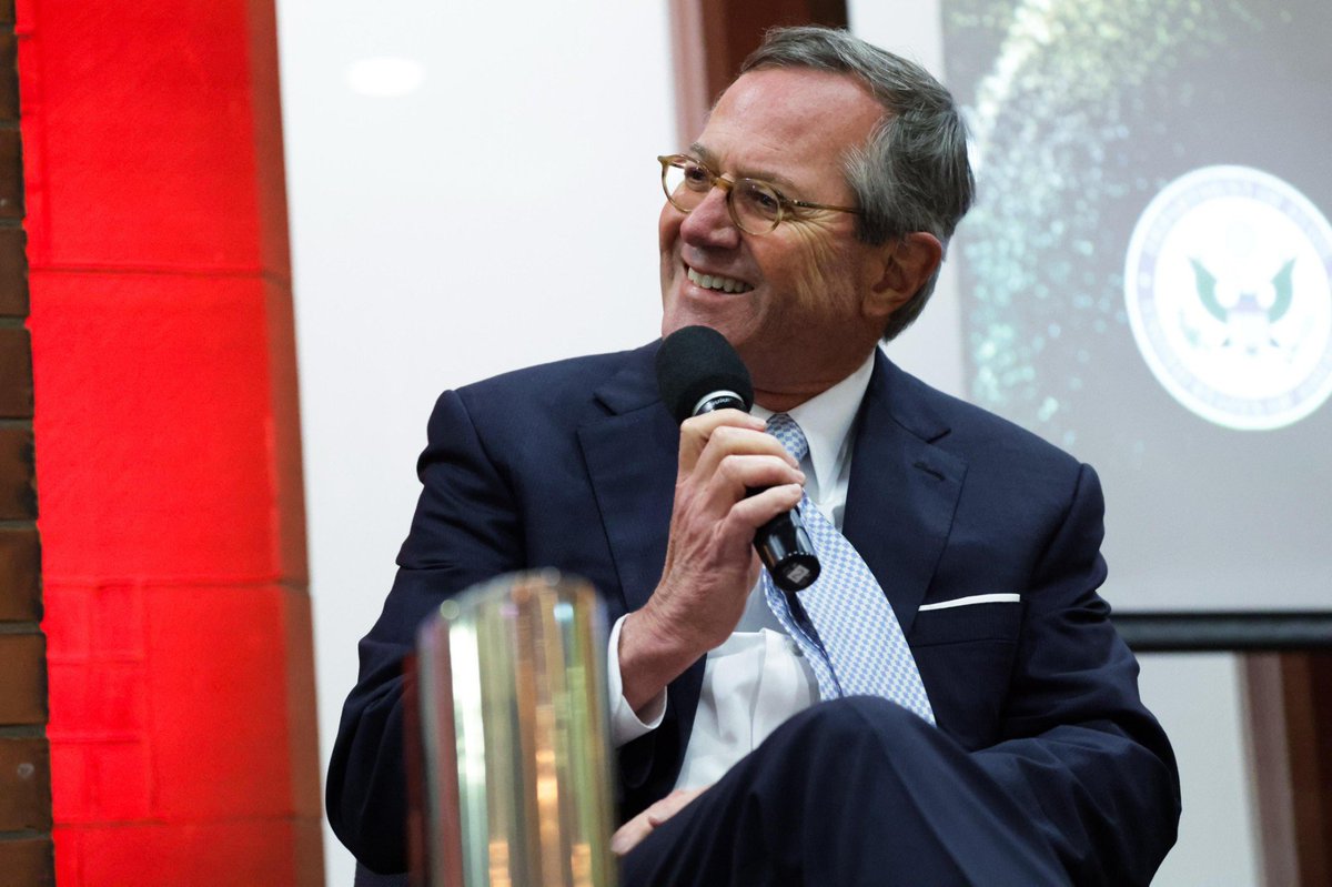 Wonderful to be back in Northern Ireland.  The economic partnerships between this region and the United States are growing at an impressive rate. I appreciate the <a href="/BelfastChamber/">Belfast Chamber</a> for organizing the opportunity for me to engage with the leading local businesses that are