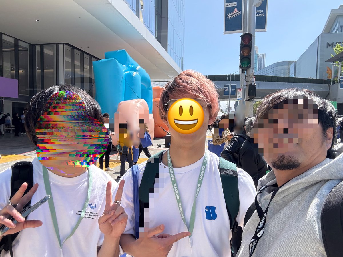 Figma Make + Gemini 3 Proで写真加工アプリつくりました。アップした写真にモザイクやブラー、顔文字スタンプ、グリッチをかけられます。画像はブラウザ上で処理されるので、どこかに保存もされません。

映り込んだ人をマスクするのにぜひ！👆
mskd.figma.site