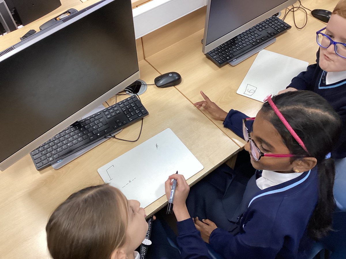 Sarah Broadfoot tweet media