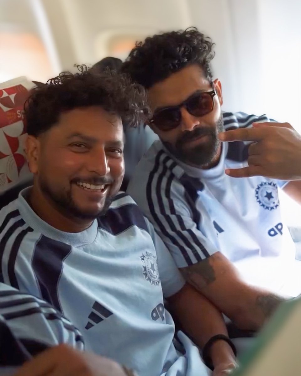 flyspicejet's tweet image. Proud every time we welcome them onboard.
Grateful to Team India for choosing us, year after year.
Here’s wishing you success in the 2nd Test!

@BCCI  @RishabhPant17 @mdsirajofficial @imkuldeep18 @imjadeja  

#flyspicejet #spicejet #India #teamindia #cricket #travel #flights…