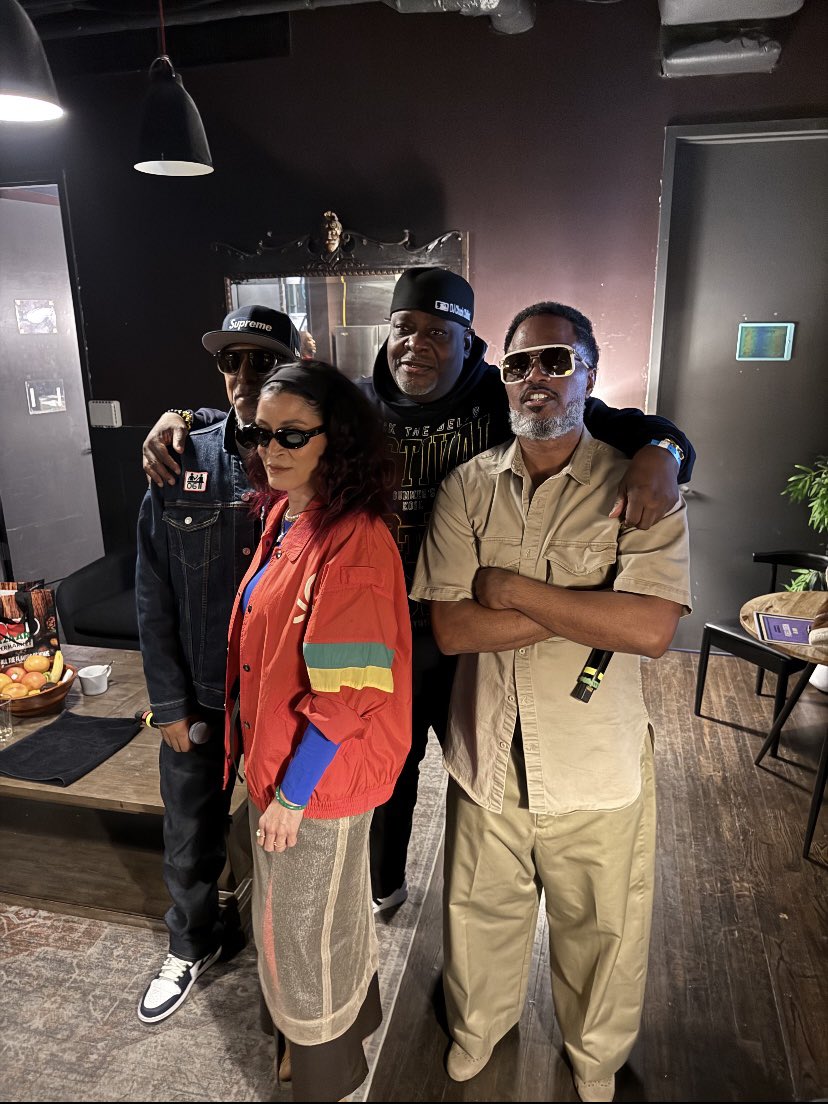 Yes this is so classic is the <a href="/djchuckchillout/">DJ Chuck Chillout</a> and the iconic rap group <a href="/digableplanets/">Digable Planets</a> let’s goooo