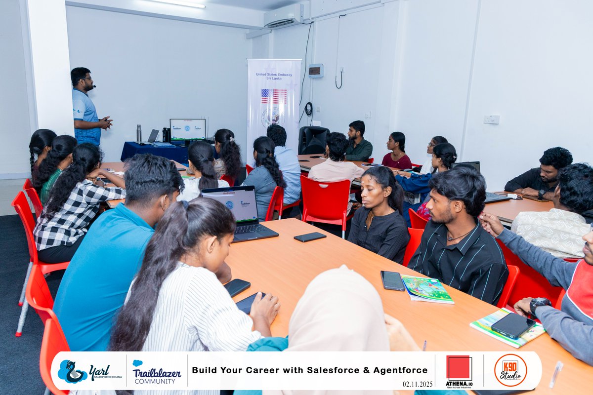 YarlSFO's tweet image. 📸 𝐇𝐢𝐠𝐡𝐥𝐢𝐠𝐡𝐭𝐬 𝐟𝐫𝐨𝐦 𝐁𝐮𝐢𝐥𝐝 𝐘𝐨𝐮𝐫 𝐂𝐚𝐫𝐞𝐞𝐫 𝐰𝐢𝐭𝐡 𝐒𝐚𝐥𝐞𝐬𝐟𝐨𝐫𝐜𝐞 &amp;amp; 𝐀𝐠𝐞𝐧𝐭𝐟𝐨𝐫𝐜𝐞!

We had a fantastic time with the learners from the Athena.io AI Bootcamp at American Corner Jaffna, diving into “Build Your Career with…