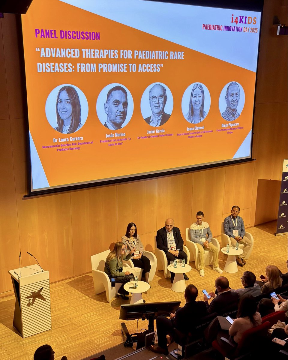 Hoy en la mesa “Advanced Therapies for Paediatric Rare Diseases” en el CaixaForum junto a Javier García (Fundación Columbus), Diego Pignarotto (Viralgen), Laura Carrera y Joana Claverol (SJD).

Gracias a Pilar por apoyarnos siempre.

Cada vez vemos más luz al final del túnel 💛✨