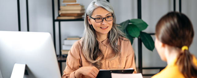 cendres33's tweet image. Job hunting doesn’t have to be stressful. Explore 10 ways working with a recruiter can simplify your search, open new doors and even boost your earning potential. bit.ly/47TsPaA