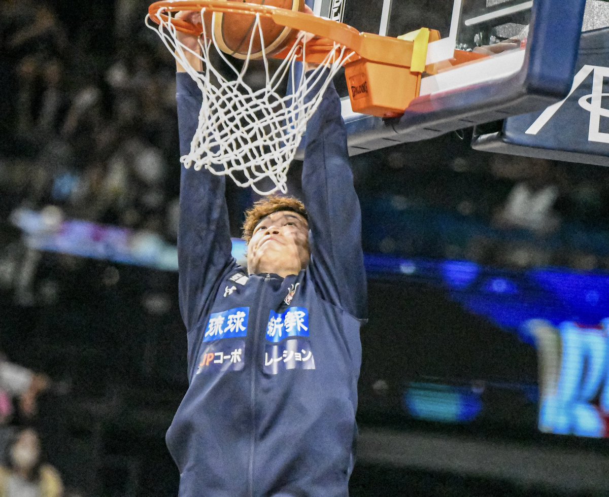 Fiddle_Discdog's tweet image. わっきのダーーーンク！！
会場内は大盛り上がり！！
#琉球ゴールデンキングス
#ryukyugoldenkings
#脇真大 選手