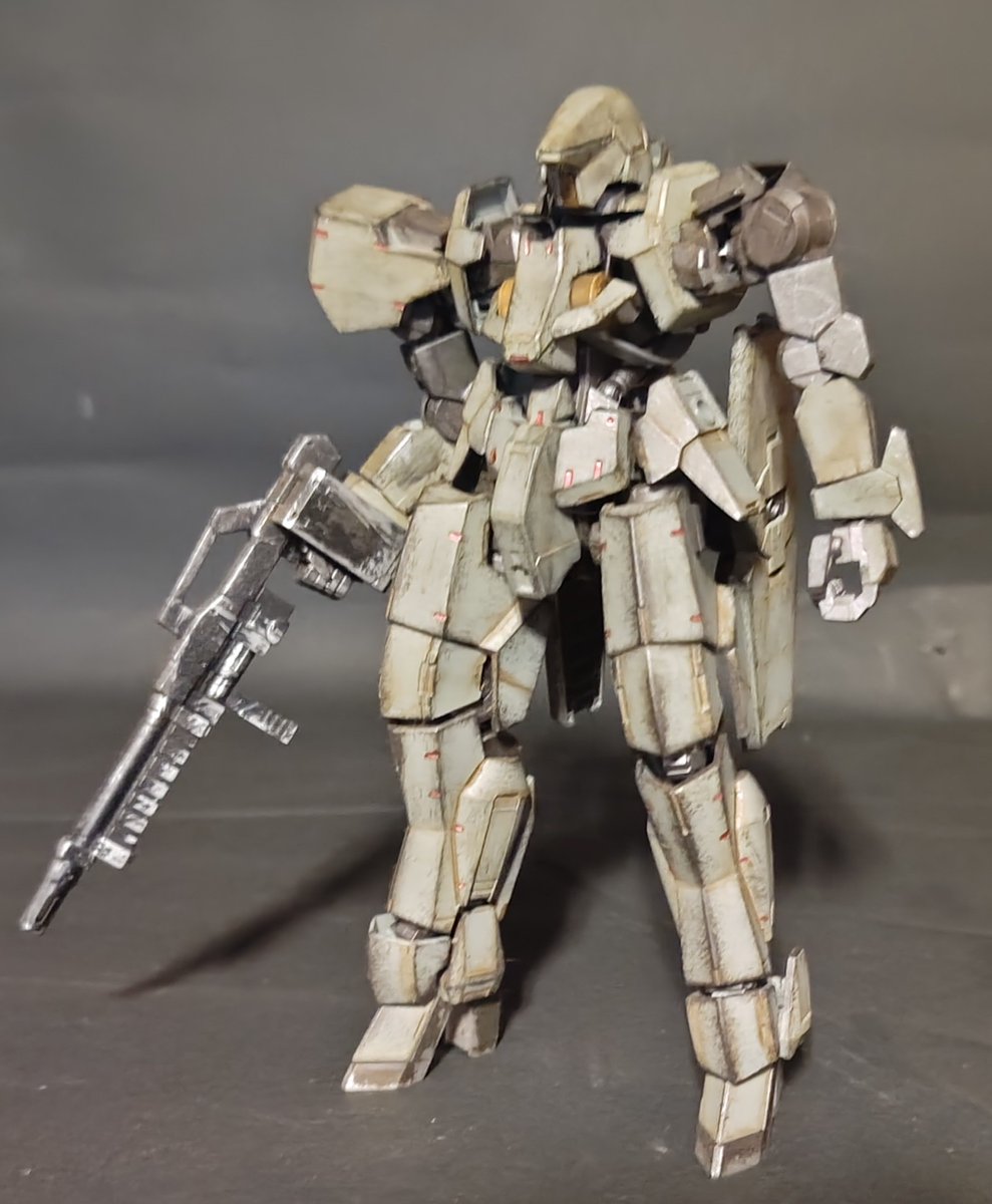 foxcloud2011's tweet image. #黙ってウェザリングをはる