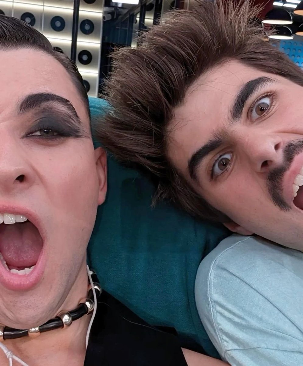 dos años después :(