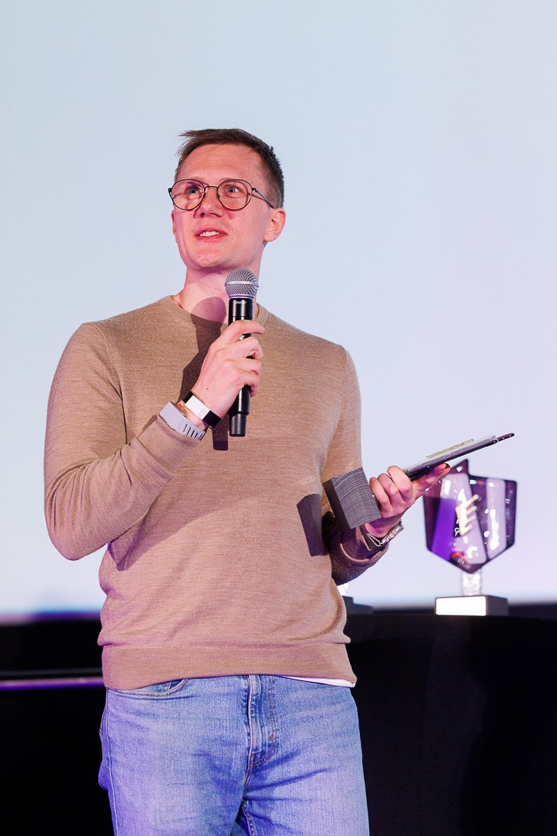 Celebrating the winners of this year’s AI AWARDS at #aiPolandConf Conference:
Daniel Sogl – AI Hero of Community
His commitment and support for the AI community inspires collaboration and knowledge sharing. #aiPolandConf