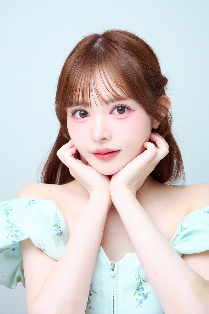 dr_maika_k's tweet image. クリスマスまであと一ヶ月🎄❣️
【美容外科医が勧めるクリスマス前美容】
・ジャルプロスーパーハイドロ💉
ハリ、ツヤ、リフトアップ、毛穴改善
・バーティカルリフト🪡
中顔面短縮、ほうれい線改善、チークトップあがるので最高です❣️
・ヒアル💉…