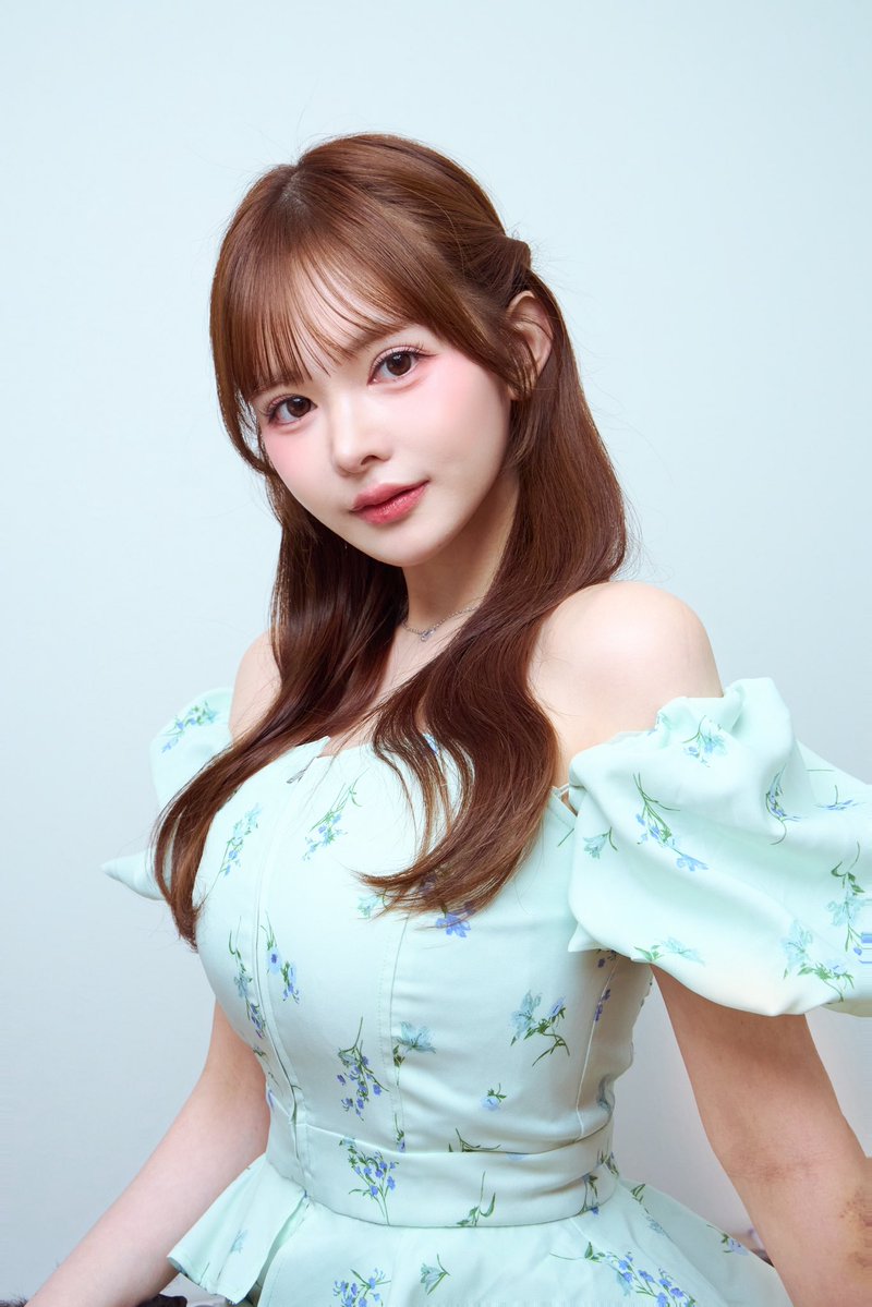 dr_maika_k's tweet image. クリスマスまであと一ヶ月🎄❣️
【美容外科医が勧めるクリスマス前美容】
・ジャルプロスーパーハイドロ💉
ハリ、ツヤ、リフトアップ、毛穴改善
・バーティカルリフト🪡
中顔面短縮、ほうれい線改善、チークトップあがるので最高です❣️
・ヒアル💉…