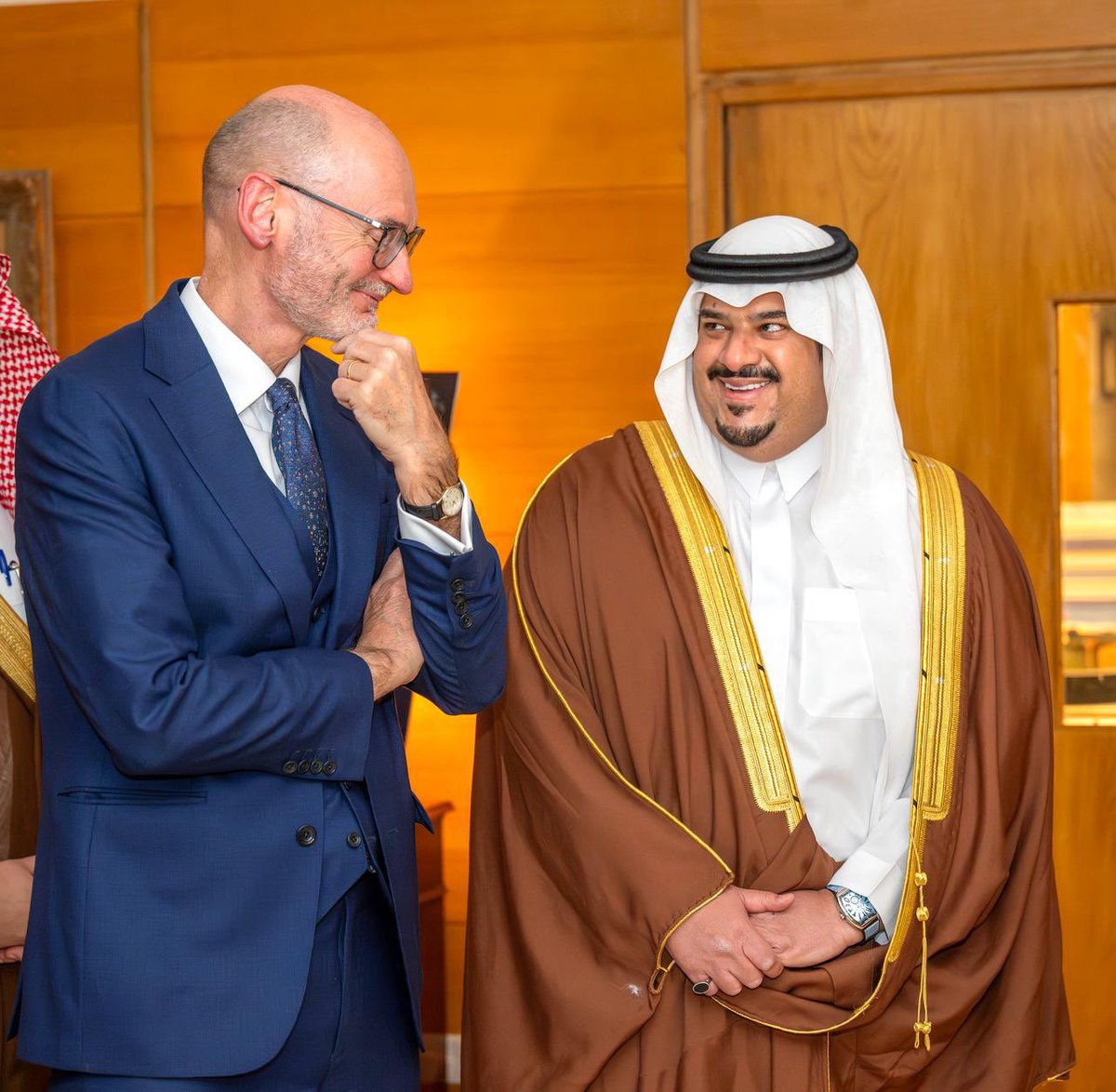 شرّف صاحب السمو الملكي الأمير
محمد بن عبدالرحمن بن عبدالعزيز
نائب أمير منطقة الرياض أمس حفل
سفارة بريطانيا لدى المملكة بمناسبة
اليوم الوطني وذلك في مقر إقامة
السفير بالرياض وكان في استقبال سموه
لدى وصوله لمقر الحفل سفير المملكة
المتحدة لدى المملكة ستيفن تشارلز هيتشن
وعدد من