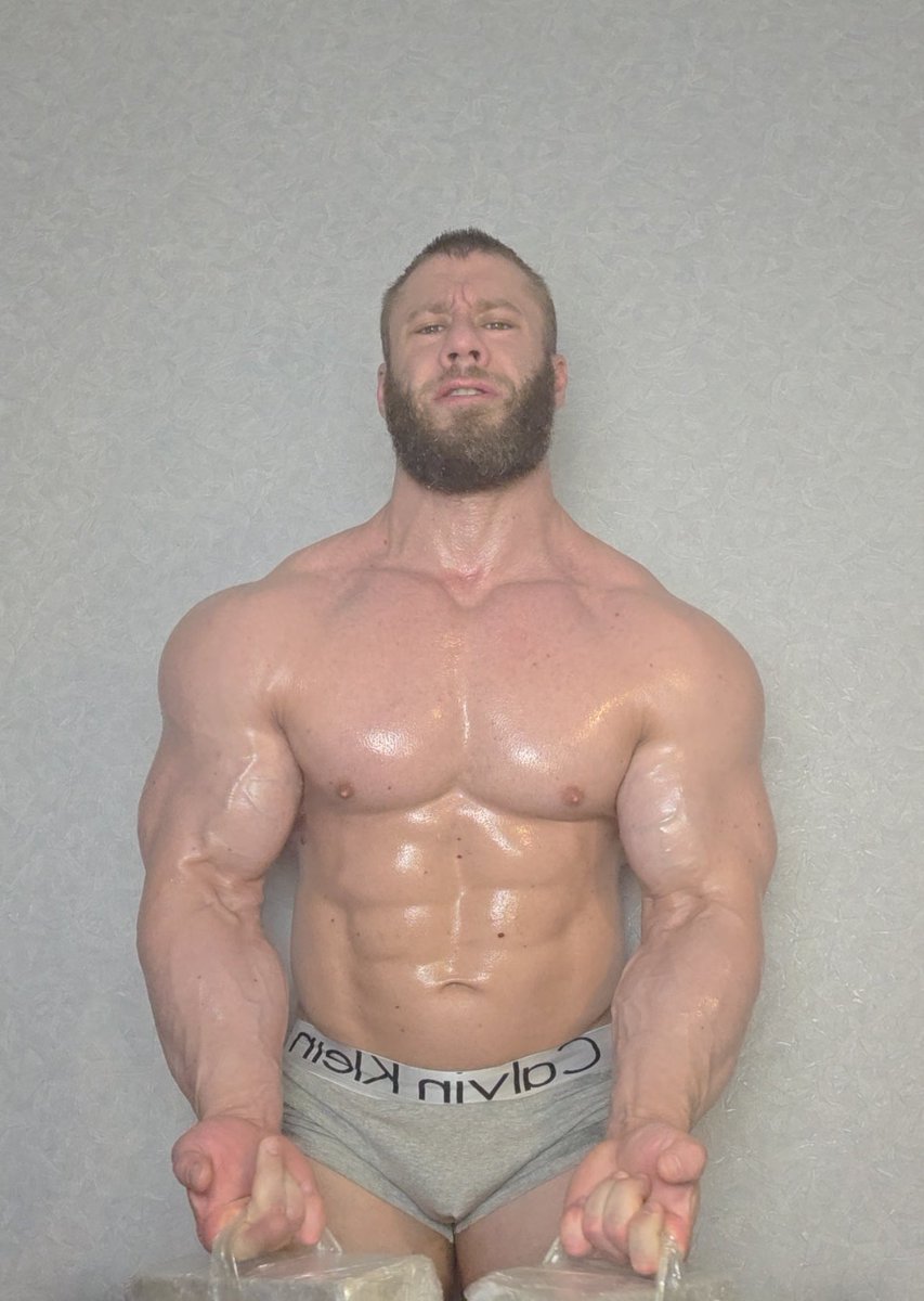 Muscle_show tweet media