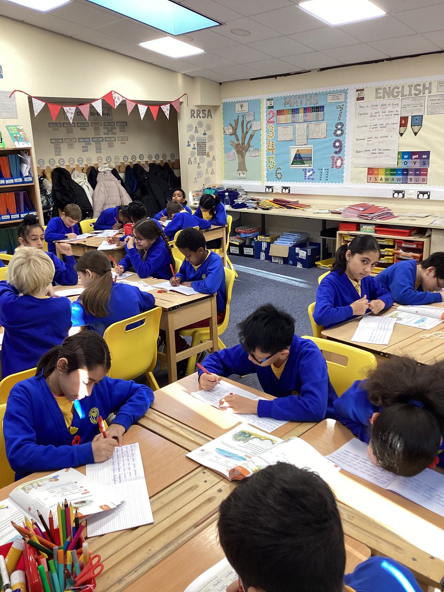 StMaryB17's tweet image. #Y6 are starting their day with some #Handwriting! #English