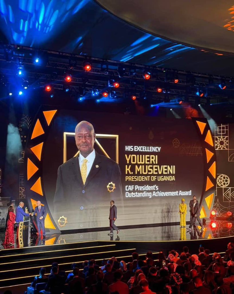 swiftpub's tweet image. UPDATE: Museveni, Ruto and Samia recognised at CAF awards. 

The Confederation of African Football (CAF) President’s Outstanding Achievement Award has been given to the Presidents of Uganda, Kenya and Tanzania, in recognition of their outstanding contributions to African…