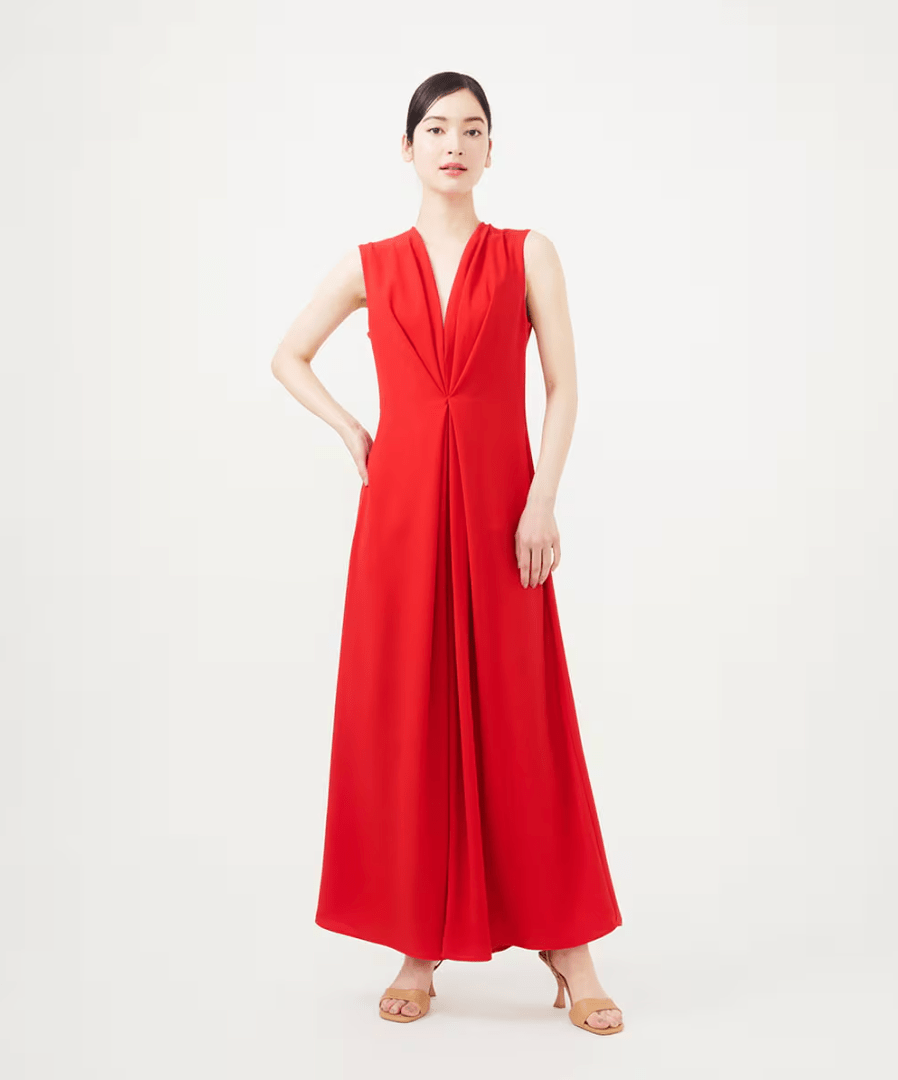 korecow's tweet image. 11/14公開された「第76回 NHK紅白歌合戦 キービジュアル」で綾瀬はるかさんが着用されているジャンプスーツはこち... korecow.jp/requests/251128 #綾瀬はるか #第76回NHK紅白歌合戦キービジュアル #Sybilla #korecow #コレカウ