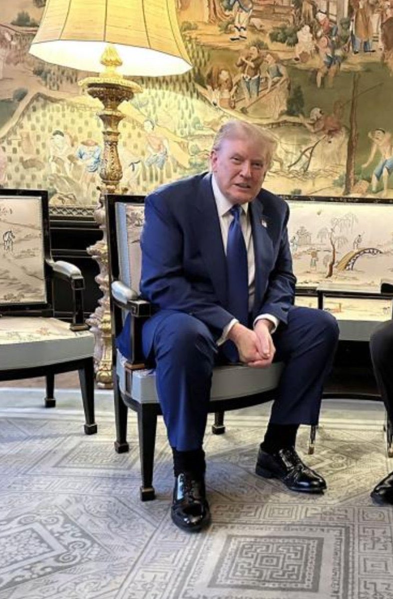 IvankaNews_'s tweet image. Describe this man in ONE word 🇺🇸