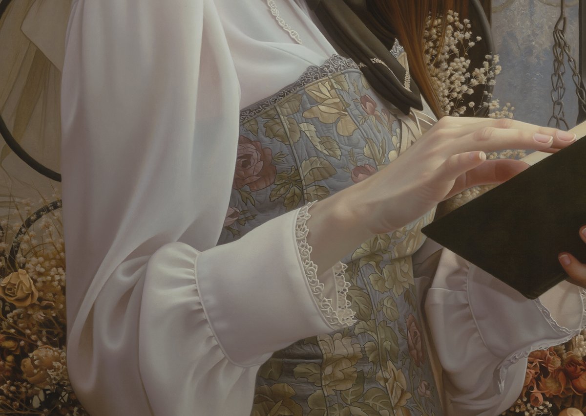 yasutomooka's tweet image. 私は、絵画としての写実において「絵画性」を大切にしています。
人物画であれば、画面に置かれたすべての要素は、その人物を引き立てるために存在しており、ときには現実の理よりも優先されます。

調和を保つために、肌をあえて青く描くこともあれば、服の色に肌色を混ぜることもあります。…