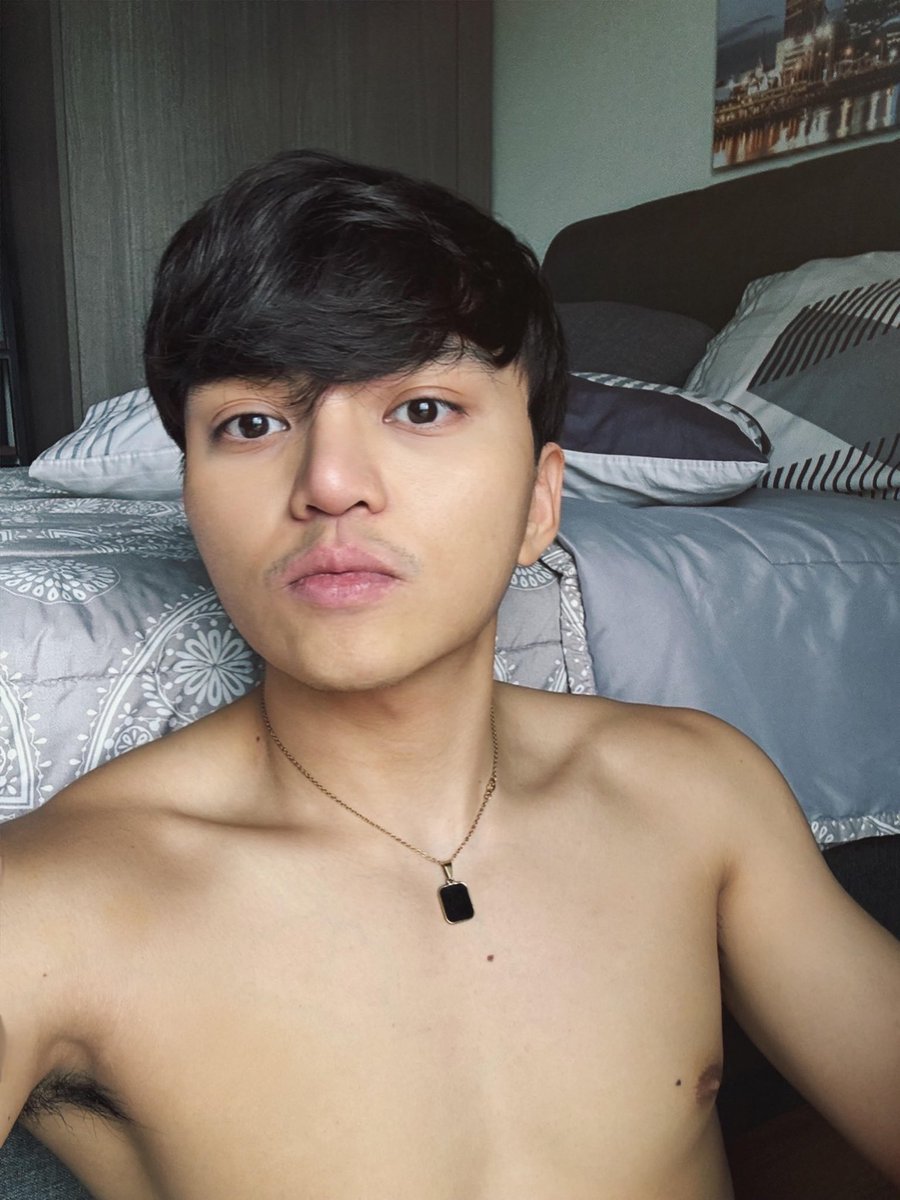 jaze_ev's tweet image. need plus 1 to watch wicked 🙈, 💖💚

#wicked #forGood