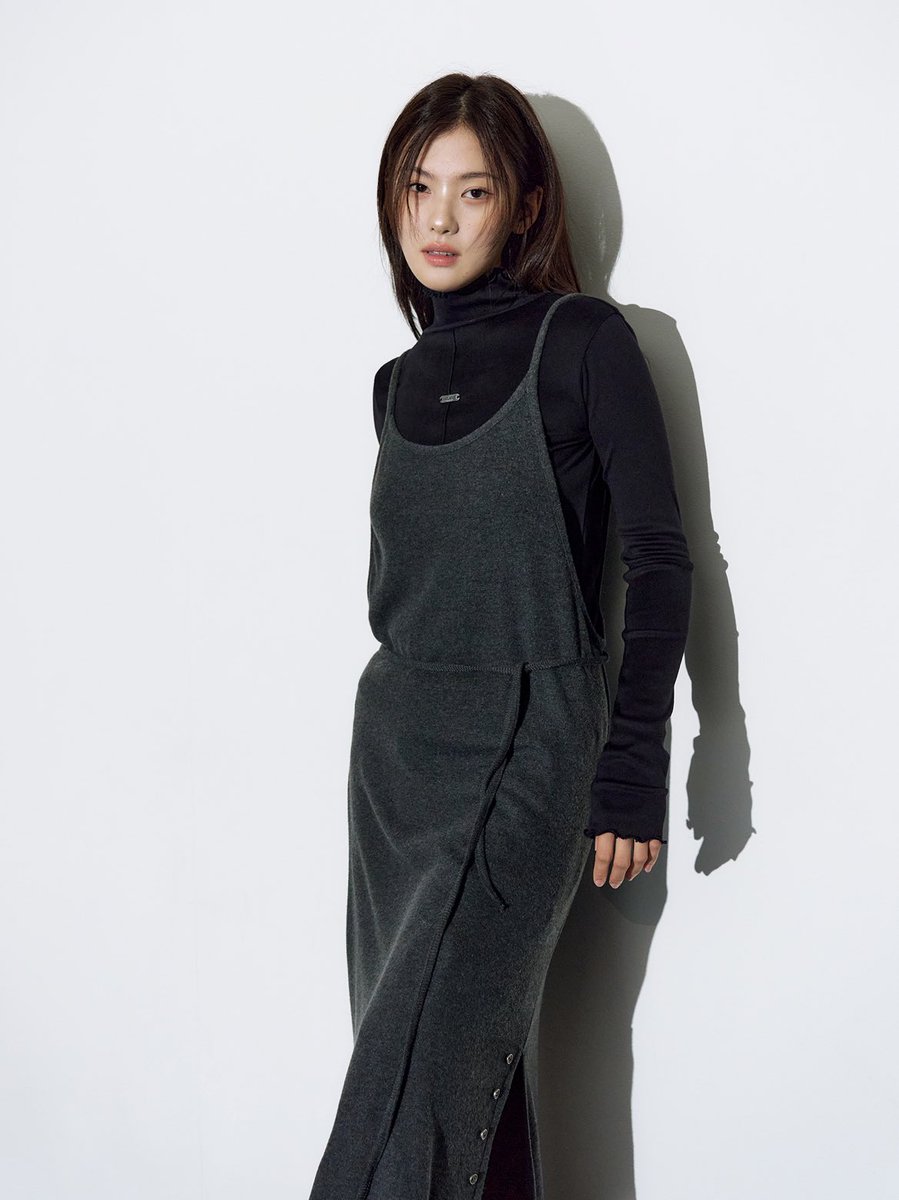 이욘 tweet media