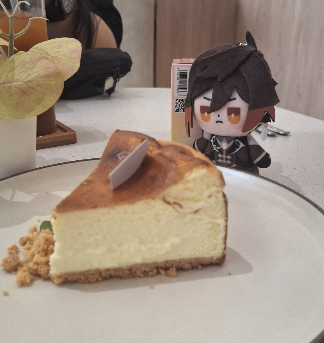 Hehe cheesecake ft. shouri sensei~

📍Butterful &amp; Boni
🏠 Paskal 23, Bandung (in the back area between Yabe and Toko Eliza)
✨️ MVP : this cheesecake and their salt bread garlic butter + verry cozy place yez