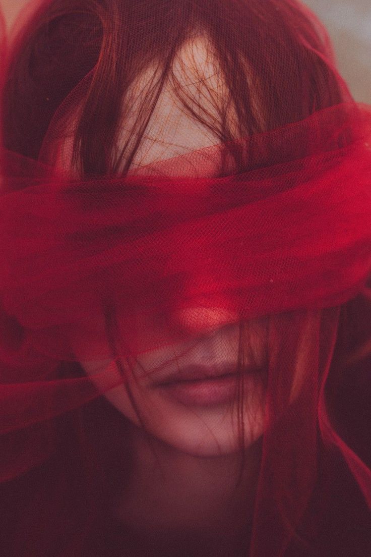 _mostlypat's tweet image. As I wander
through #options
of hazy timelines
scattered
ribbons of stardust
each promising
zillion versions of me
then there&apos;s
a less-shimmery
drifting like a story
a blindfold
waiting to be written,
like it&apos;s meant to be seen
in more than one lifetime ... 💜

#vss365
#patstring