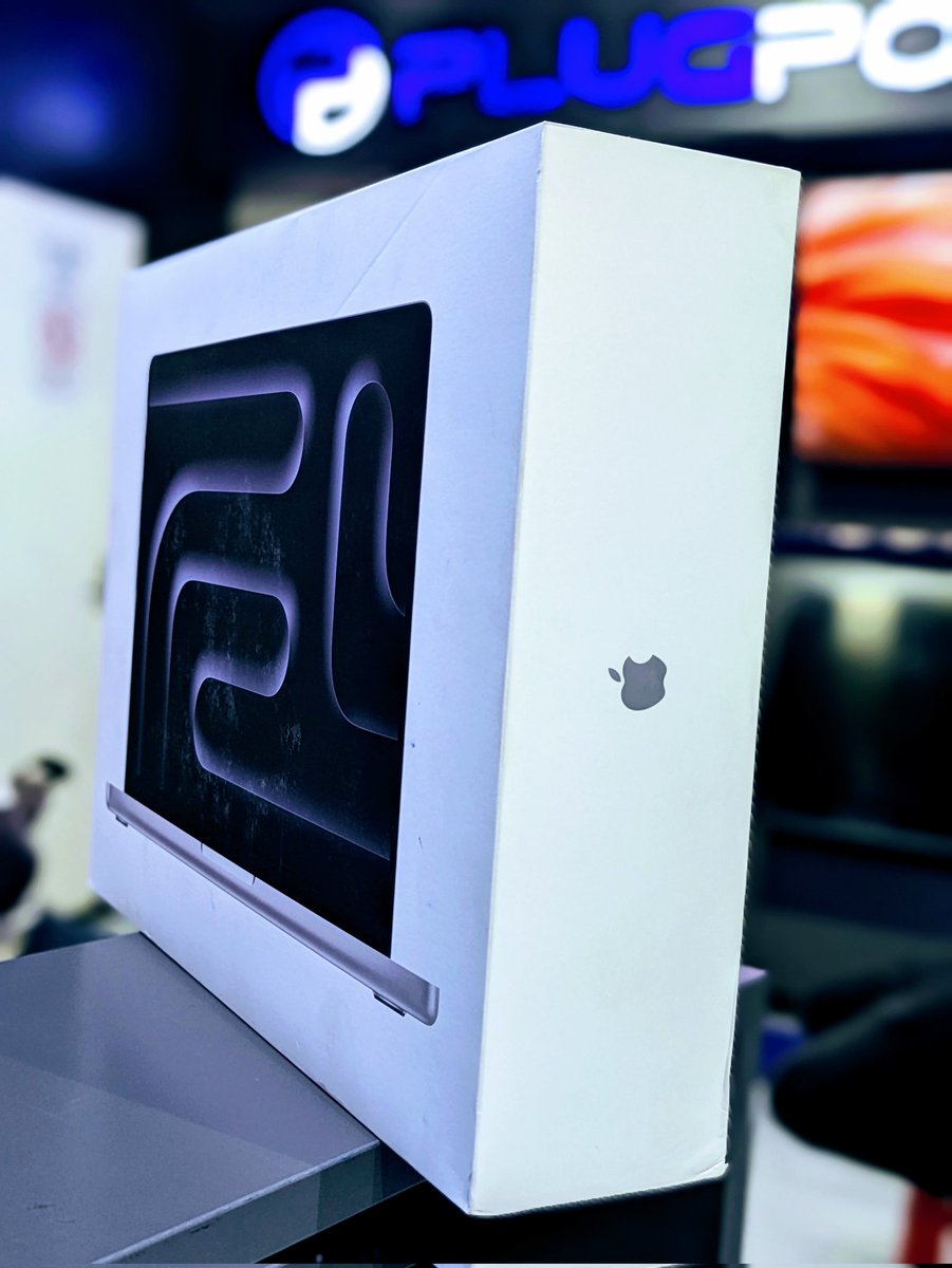 plugpoint_ke's tweet image. Cheap is expensive but M5 chip is inexpensive 

MACBOOK Pro 14&quot; (M5, 2025)

 •Operating System: macOS — supports Apple Intelligence (on-device AI) 

 •Chip: Apple M5 

 •Display: 14.2-inch Liquid Retina XDR 

 •Brightness: 1,000 nits, 1,600 nits peak 

 •Adaptive refresh…