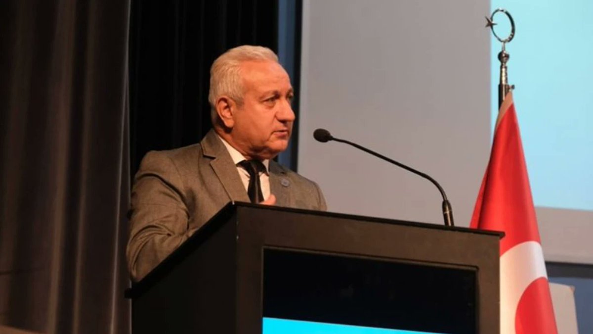 Politikam10's tweet image. TÜKODER’den Balıkesir’de Sert Uyarı: “Gıda Güvenliği İhmale Gelmez!”

politikam.com/tukoder-balike…
.
.
.
#GıdaGüvenliği #Balıkesir #Tükoder #RecaiYıldırım