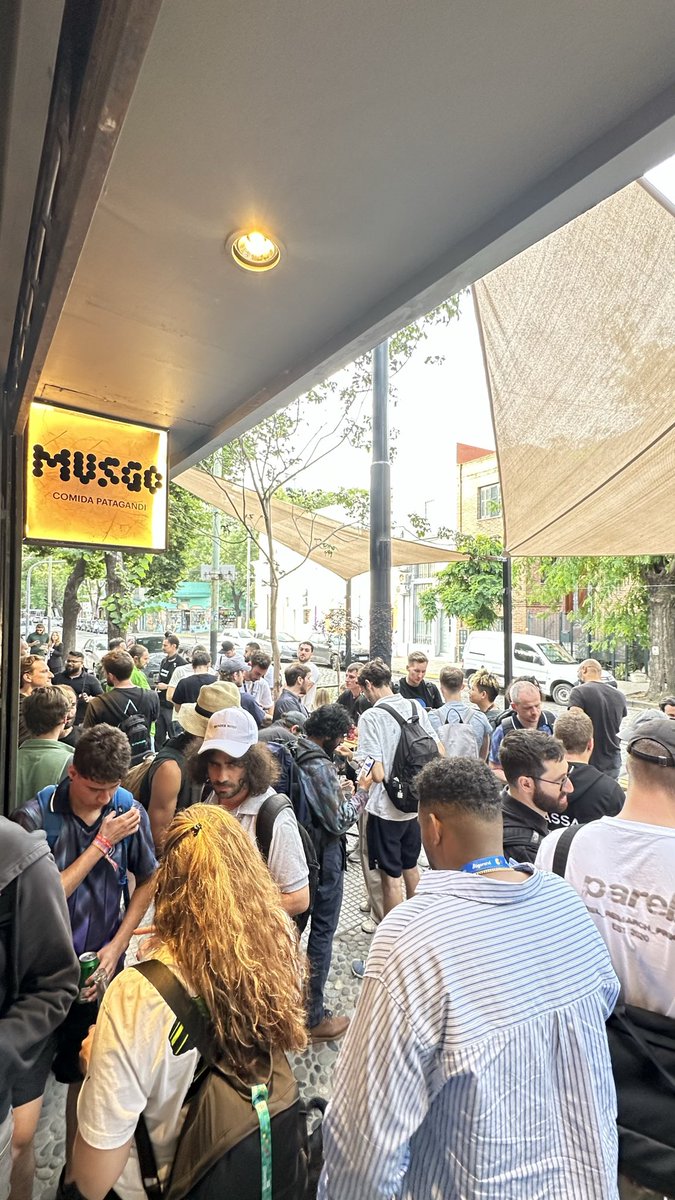 OasisProtocolVN's tweet image. Sự kiện Afternoon TEE party của @OasisProtocol tại @EFDevcon  Buenos Aires 2025 !