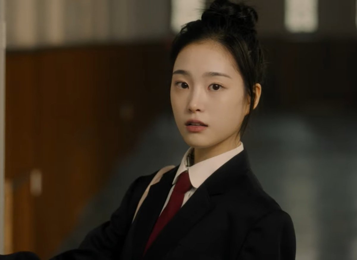 So Proud of you Jiyeon 
#jiyeon #tripleS #지연