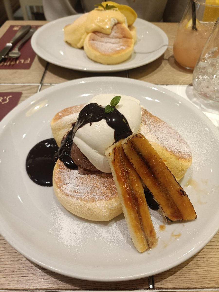 koikano_hsera's tweet image. 今日も彼氏さんとデートだったよ！！
今日はパンケーキ食べてきたの！！
フワッフワでめっちゃ美味しかった(,,•﹏•,,)
たくさんお話できて楽しかったよおお︎💕
ありがとうございました🤍🤍
 #コイカノ関西  #レンタル彼女
 #