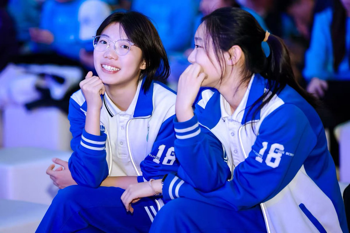 UNICEFChina's tweet photo. As part of UNICEF’s #StepUpForClimate campaign, students and teachers from Beijing No.18 High School wrote a play, which they performed at the #WorldChildrensDay event.
The play explores the importance of disaster prevention and reduction, crucial skills for all generations. https://t.co/PM4jPzWvsL