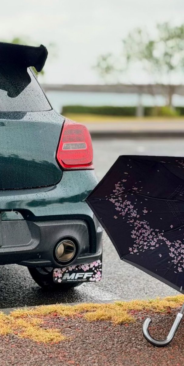 あっきーさんって、粋だなあ😆 @akkii33s 夜桜マッドフラップ