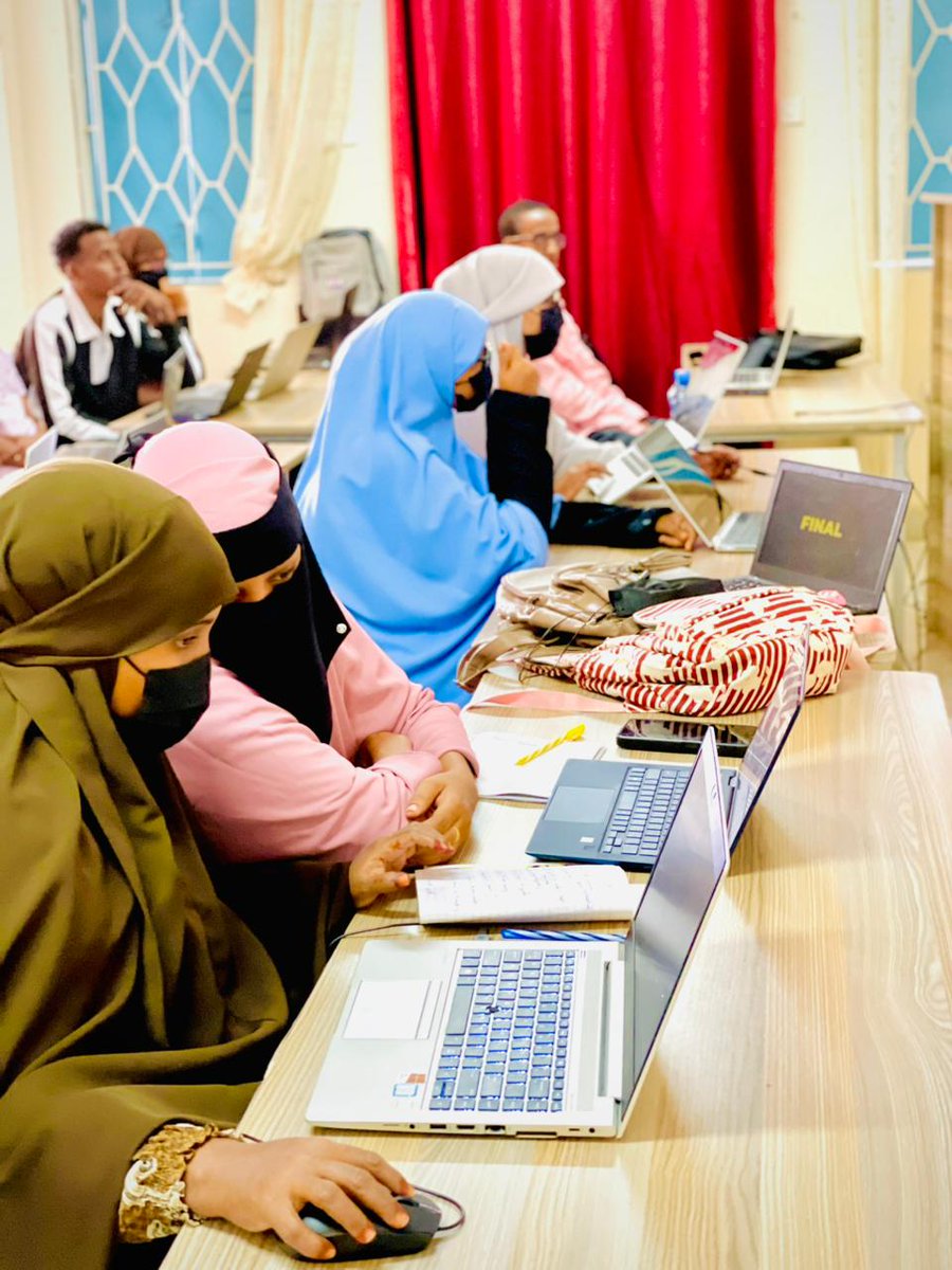 EmpowerwithIT's tweet image. Every tech journey starts with digital literacy.
EmpowerwithIT helps learners master essential computer skills — from basic tools to online productivity — opening doors to digital jobs.
#DigitalLiteracy #EmpowerwithIT #TechForAll