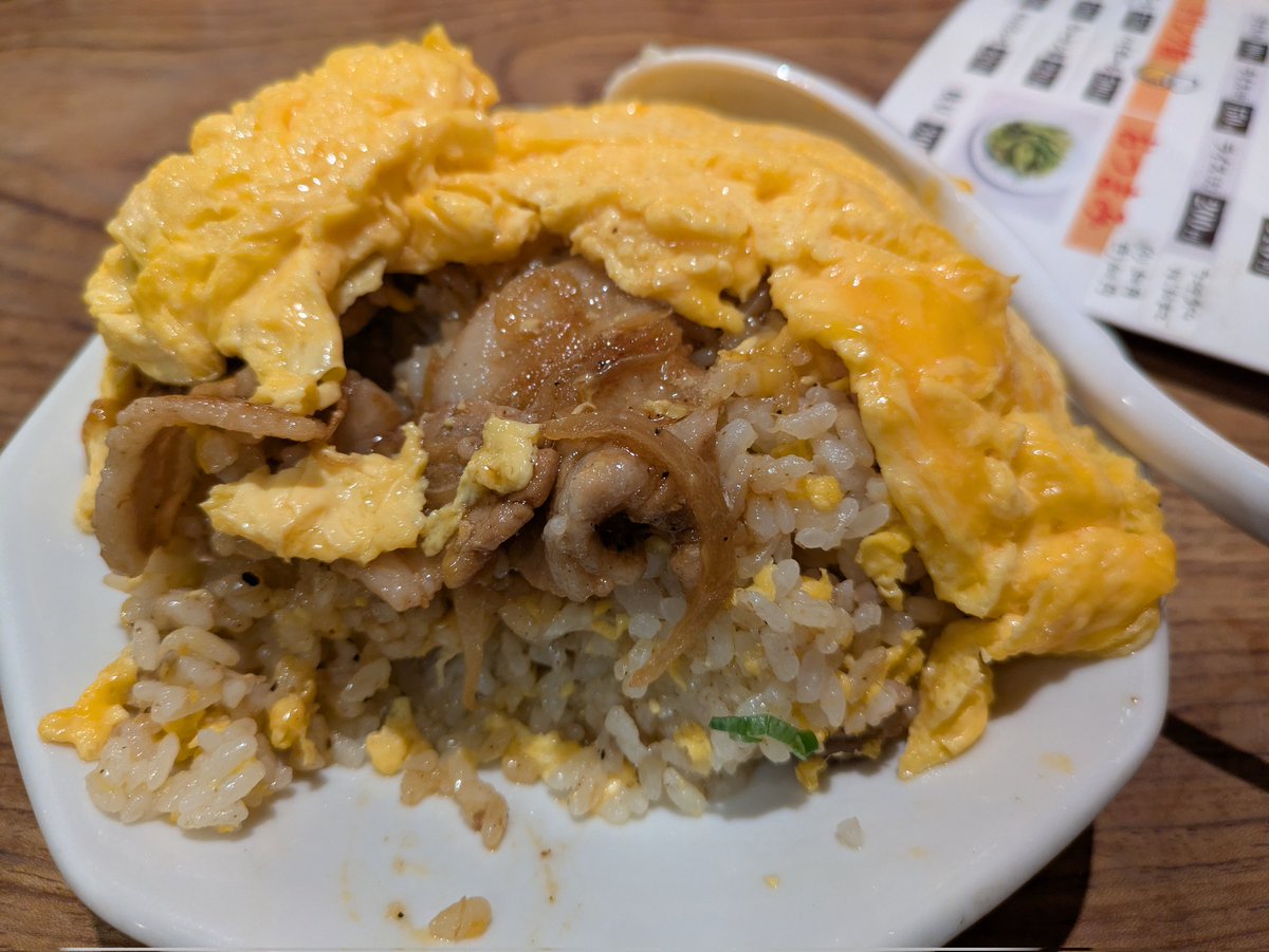 力丸の焼肉チャーハン　　
こんなんオトコノコでしょ