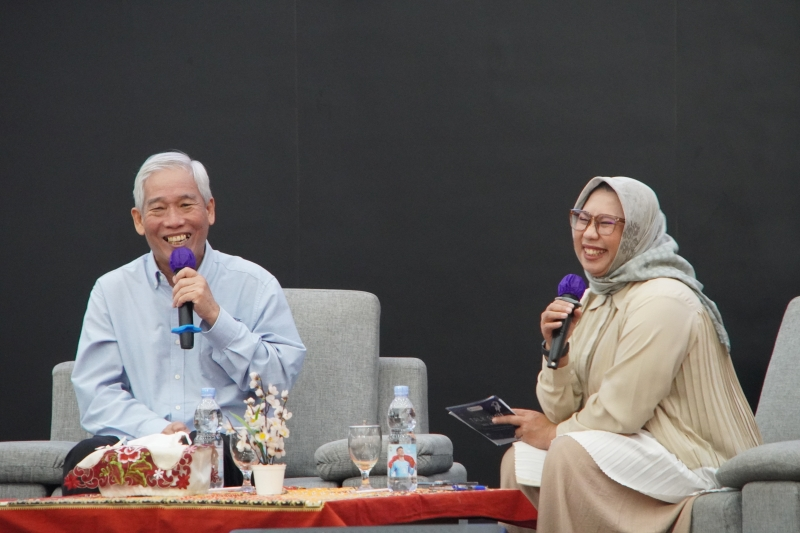 KSPM UNAS Hadirkan Lo Kheng Hong Bahas Strategi Investasi di Tengah Ketidakpastian Pasar

Acara ini menghadirkan salah satu investor individu paling berpengaruh di Indonesia, Lo Kheng Hong, sebagai narasumber utama. 

Simak Berita Selengkapnya di:
unas.ac.id/berita/kspm-un…