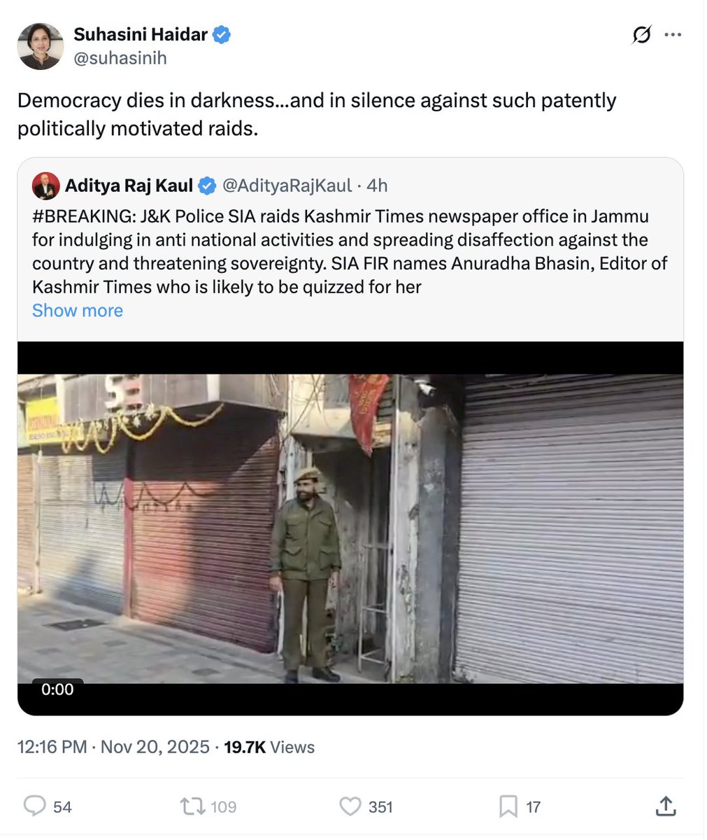 Pranavanada's tweet photo. Criticising the government is not the same as being inimical to the state. " Editors of Kashmir Times.. Abe ghanta.. FOS and FOE ki aad mein saare anti-Bharat kaam karte hai BC.
#Liberandus #AntiBharatElements #FO https://t.co/2QUs0AAKm4