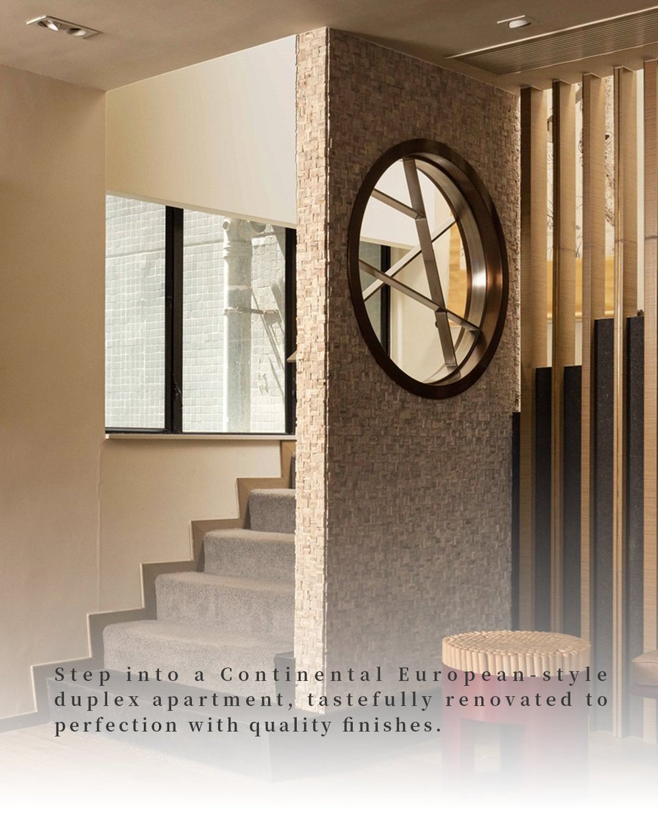 hk_squarefoot's tweet photo. An elegant European-style duplex with full-height windows offering stunning city and lush green views.
3,831 sq ft | 4 BR, 4 BA | HK$88 million
#squarefoothongkong #luxuryliving #interiordesign #midlevels https://t.co/JoOMq5KEia