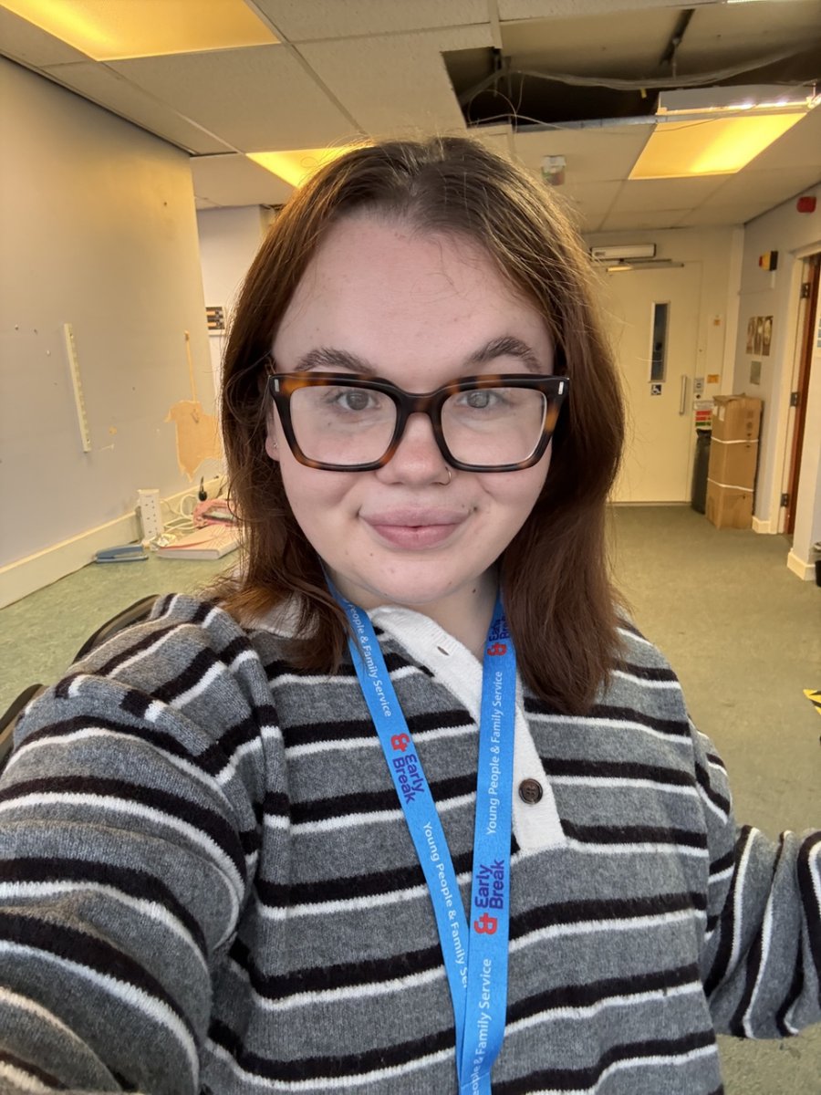 EarlyBreakUK's tweet image. ✨ Hello from Early Break!
I’m Lauren, an Advocacy Worker here at Early Break. I’m passionate about supporting young people and their families, creating safe, non-judgemental spaces, and helping people make informed choices.