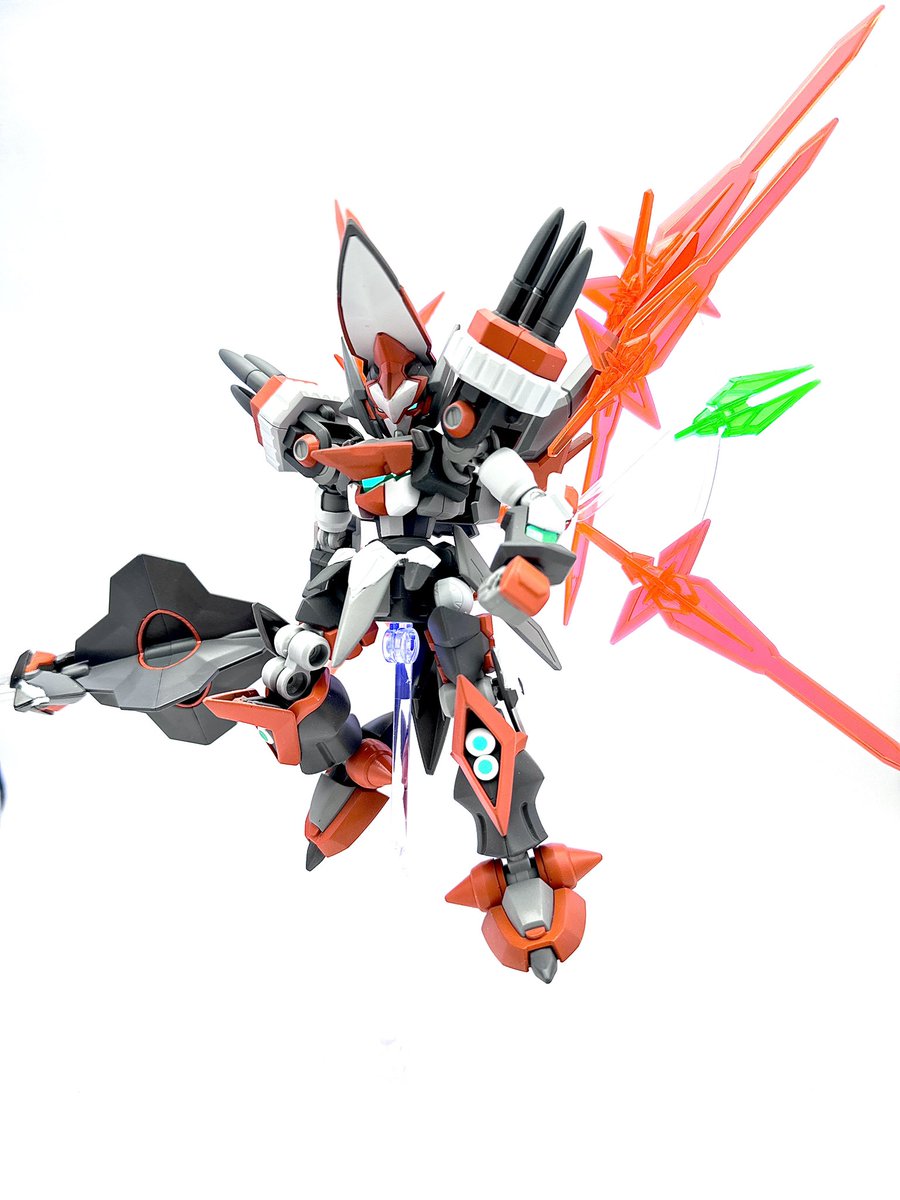 ACHcrossZ's tweet photo. LBXオレギオン・ヘリオス
#LBX 
 #ダンボール戦機 https://t.co/zXqHhsw9UU