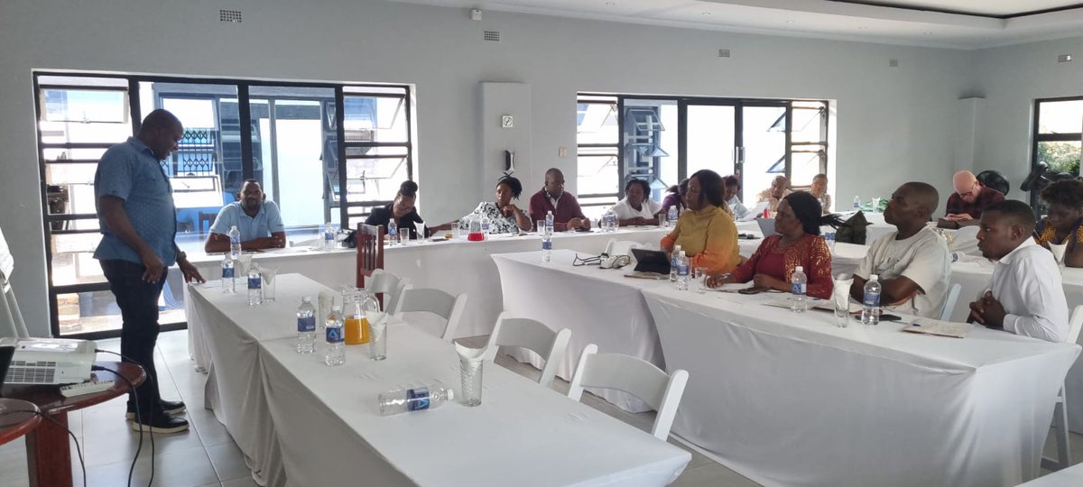 Enock🇿🇼🤝🇬🇧 tweet media