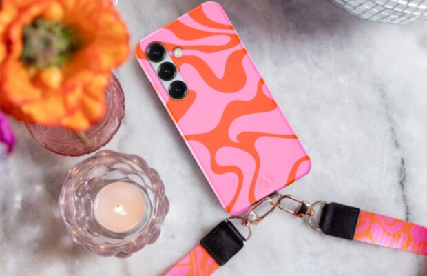 AndroidPlanet's tweet image. Hier scoor je tijdens Black Friday jouw volgende hoesje met hoge korting (én krijg er een gratis) (ADV) → androidplanet.nl/deals/gsmpunt-…