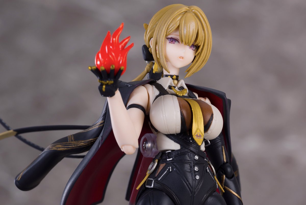 初再販！『イヴリン可動カラーレジン』追加お写真です！ 在庫が少ない