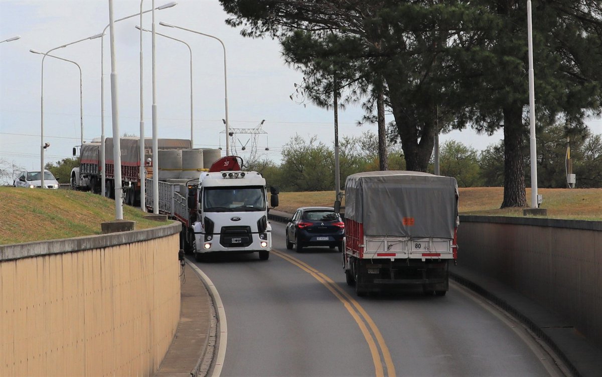 No se registran demoras en los ingresos al #TúnelSubfluvial, el viaducto opera con normalidad. Recuerde mantenga la distancia de frenado y respete las indicaciones. 
#SantaFe #Paraná