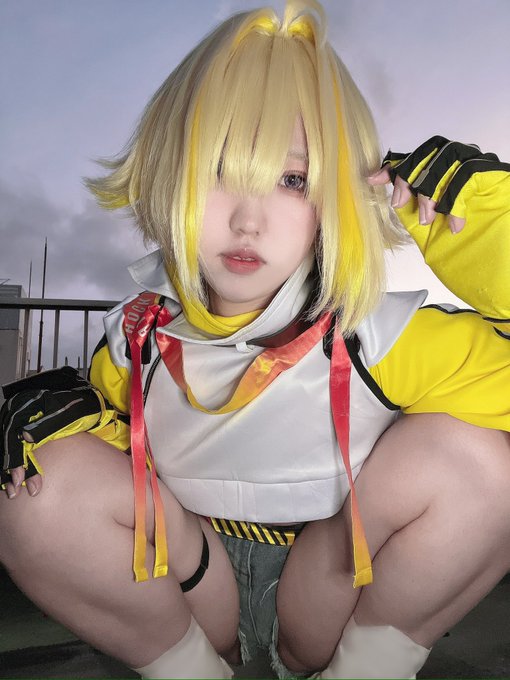 Twitterのコスプレ画像18