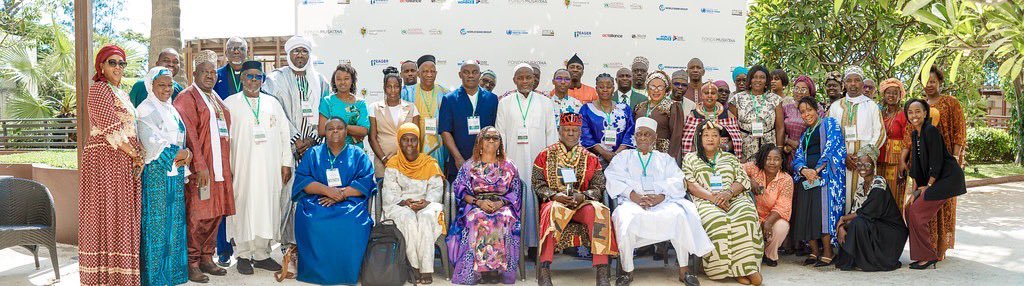 UrcbSd's tweet photo. @UrcbSd a pris part à l’Atelier politique des parlementaires panafricains et l’organisation des Premières Dames africaines pour le développement (OPDAD) organisé par @ONUFemmes  à Dakar. https://t.co/9TFFqFE3oN